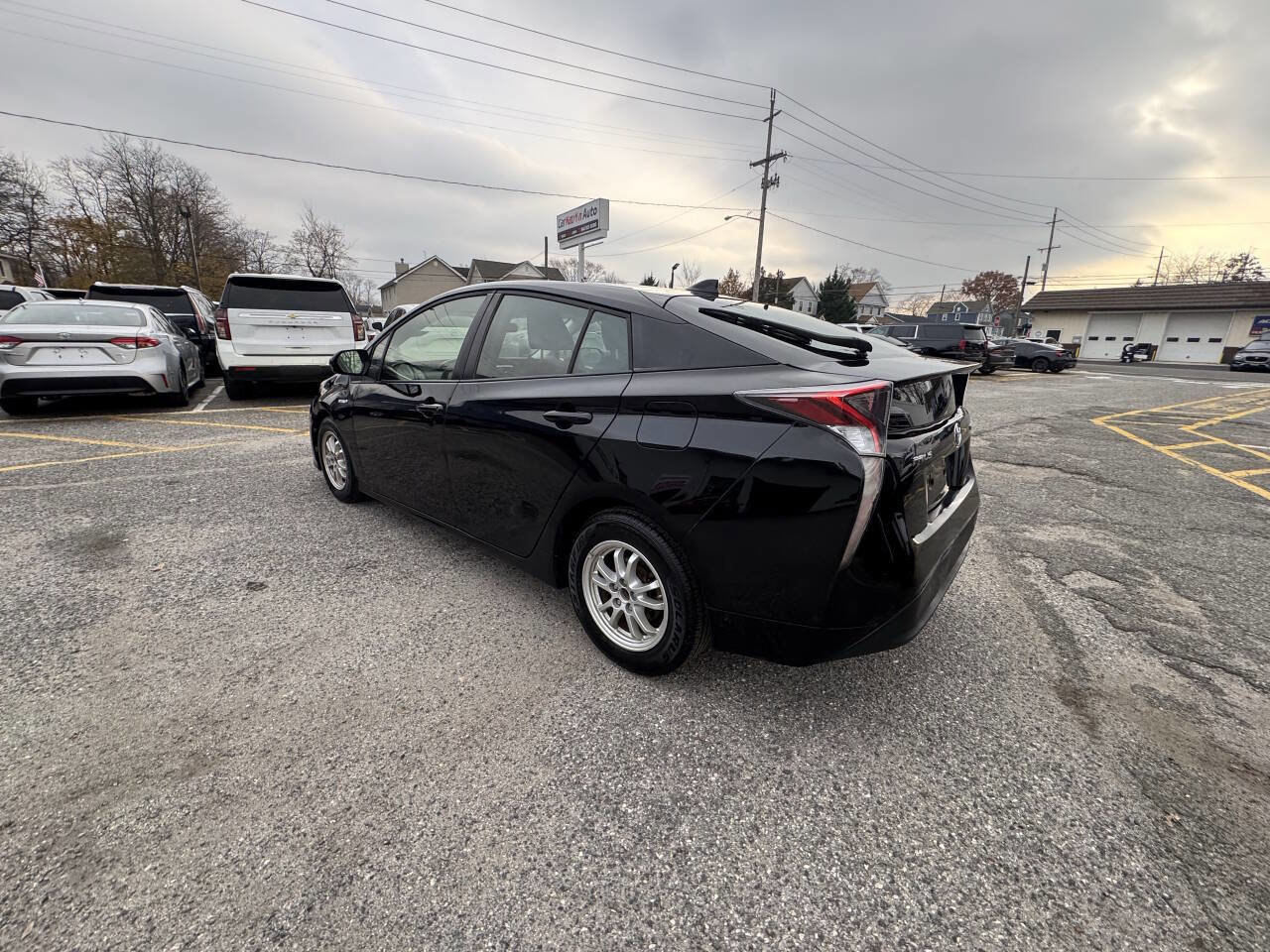 Used 2016 Toyota Prius Two image 22