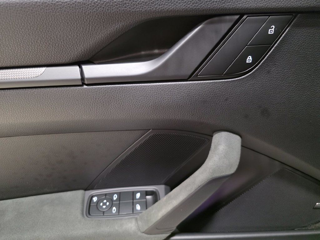 Certified 2023 Porsche 911 Carrera GTS RWD image 20