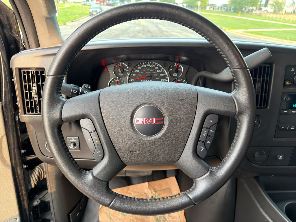 Used 2023 GMC Savana 3500 Extended w/ Driver Convenience Package RWD image 22