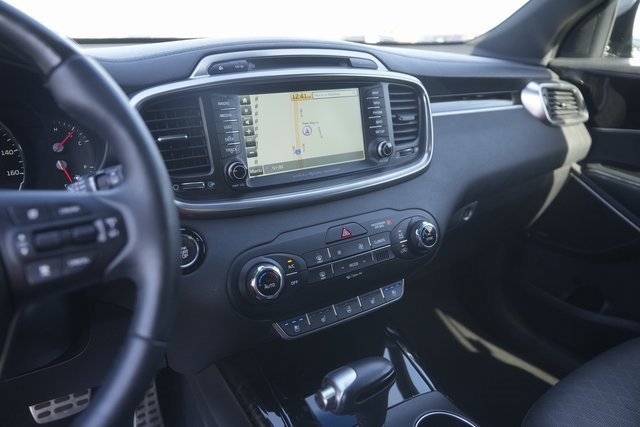 Used 2017 Kia Sorento SX image 26