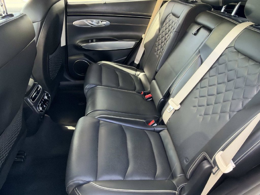 Used 2025 Genesis Electrified GV70 w/ Prestige Package AWD/4WD image 13
