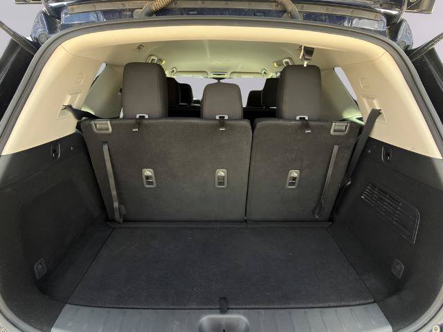 Certified 2023 Nissan Pathfinder SV FWD image 9