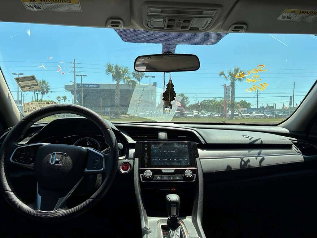 Used 2018 Honda Civic EX image 5