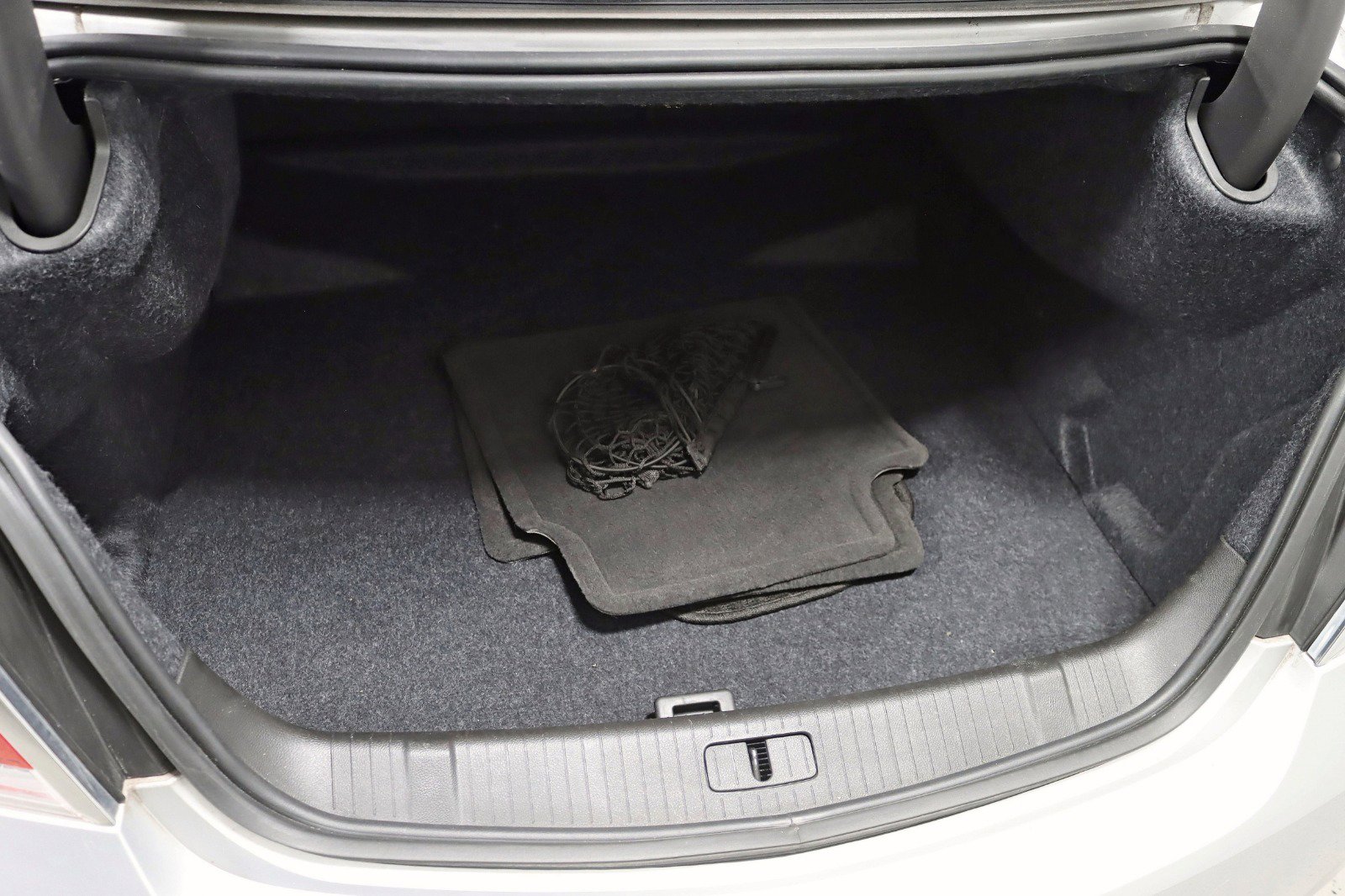 Used 2012 Buick LaCrosse Premium image 31