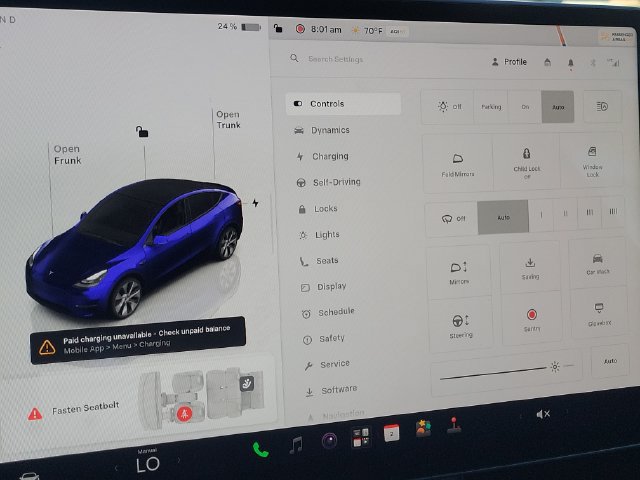 Used 2024 Tesla Model Y Long Range AWD/4WD image 12