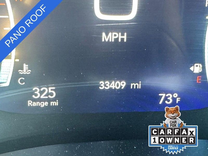 Used 2025 Chrysler Pacifica Limited image 24
