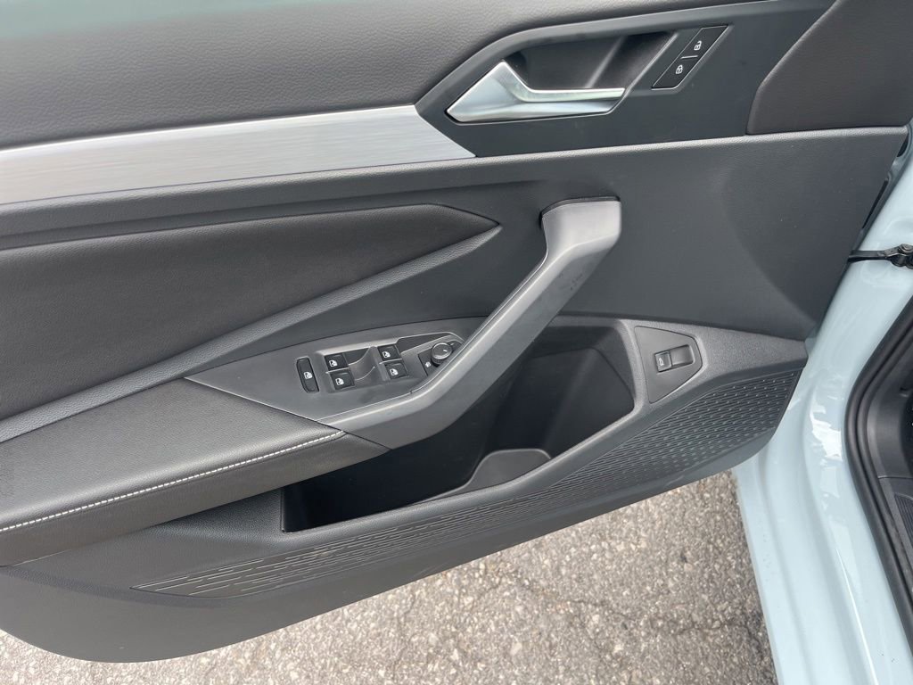 New 2026 Volkswagen Jetta Sport FWD image 17