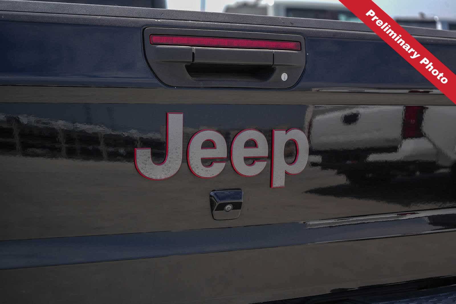 Used 2020 Jeep Gladiator Rubicon w/ Trailer Tow Package AWD/4WD image 10