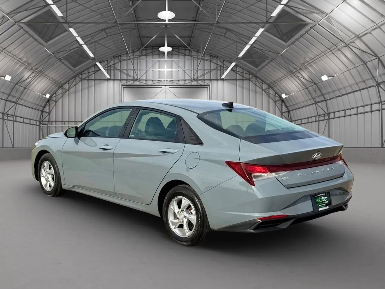 Used 2021 Hyundai Elantra SE image 5