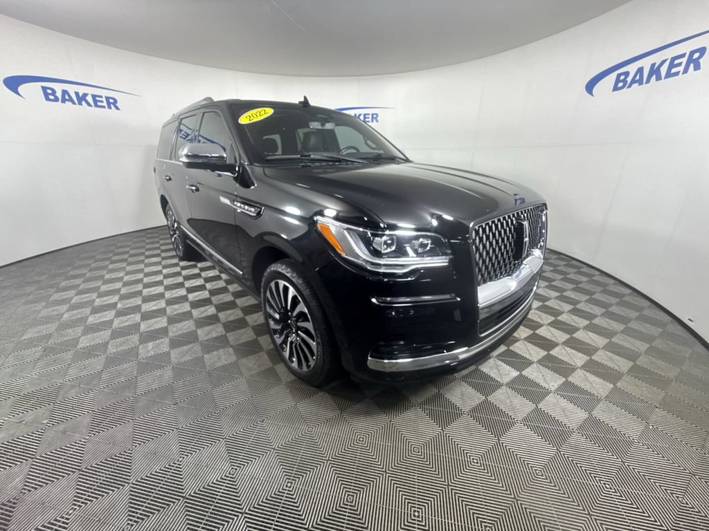 Used 2022 Lincoln Navigator Black Label AWD/4WD image 2