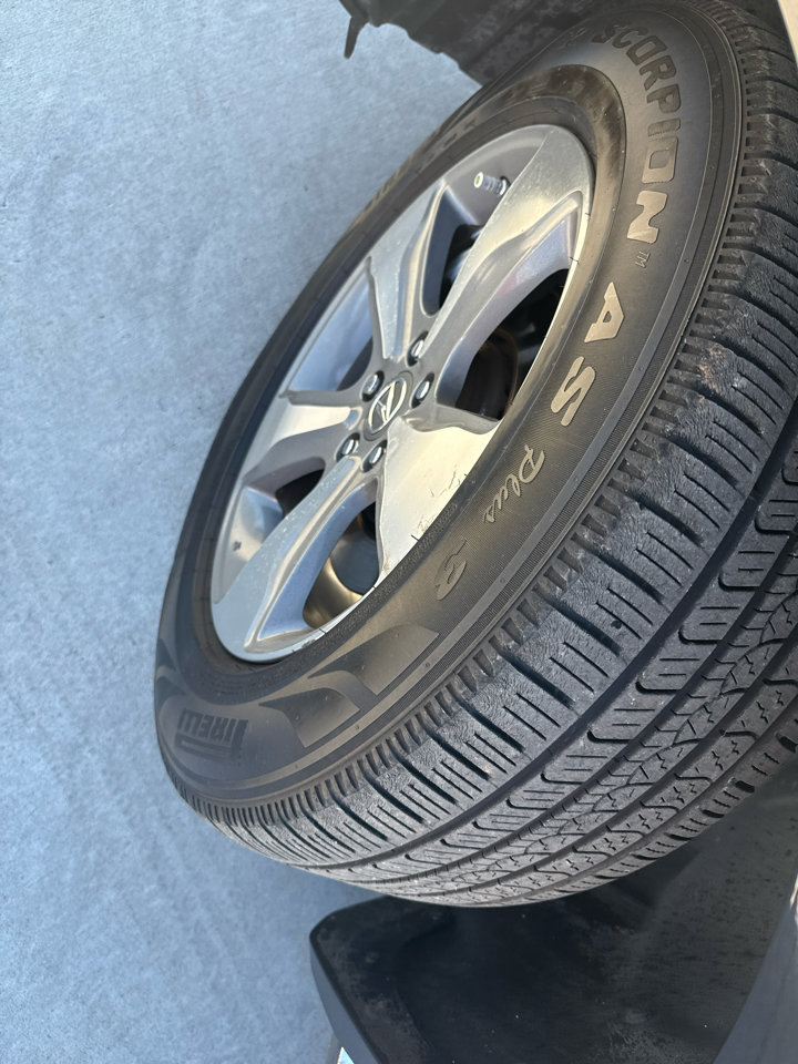 Used 2016 Acura MDX FWD image 2