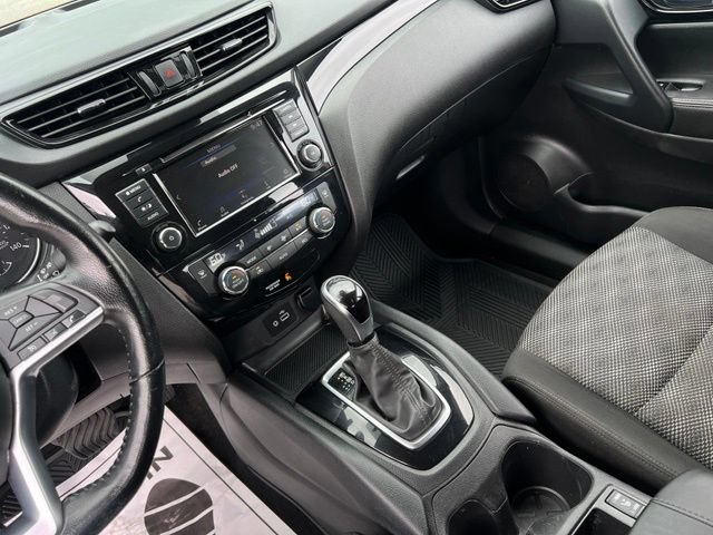 Used 2022 Nissan Rogue Sport SV FWD image 33