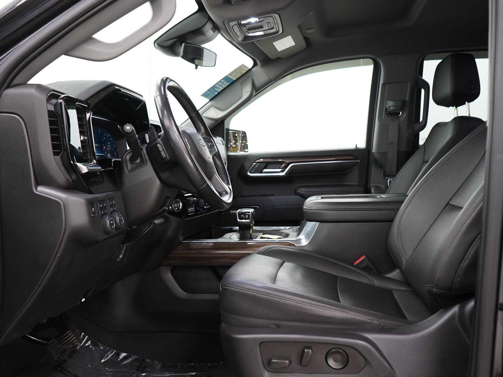 Used 2022 Chevrolet Silverado 1500 RST w/ RST All Star Premium Package AWD/4WD image 24