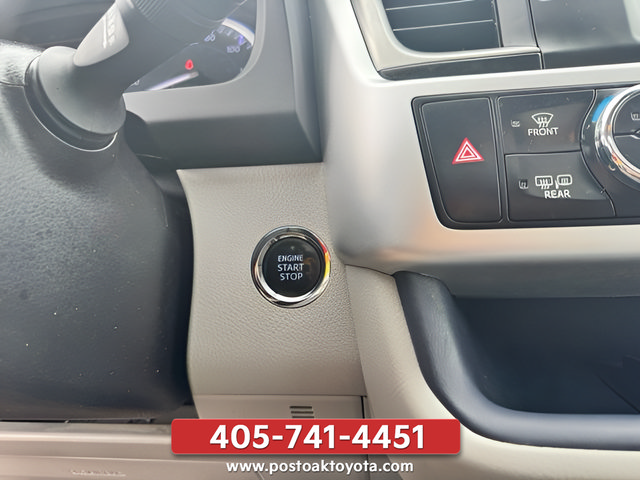 Used 2019 Toyota Highlander XLE w/ Protection Package #3 AWD/4WD image 32