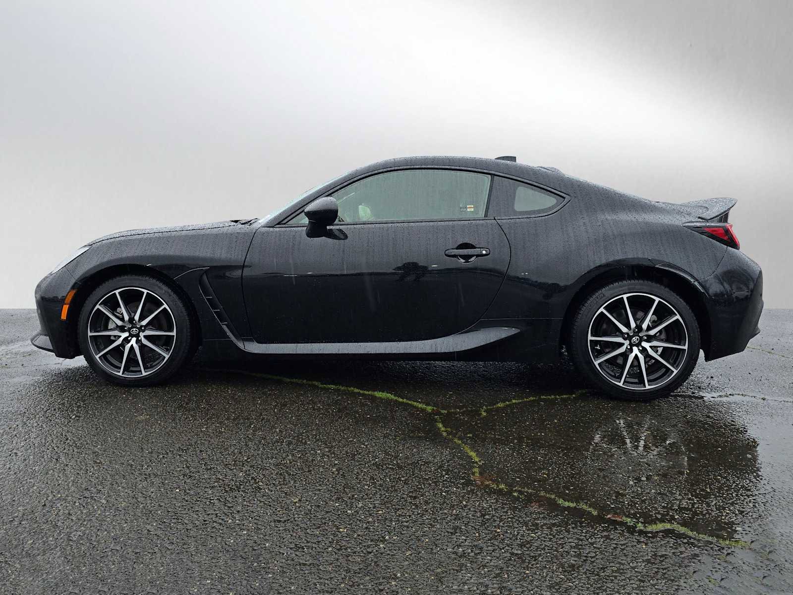 Used 2023 Toyota GR86 image 6