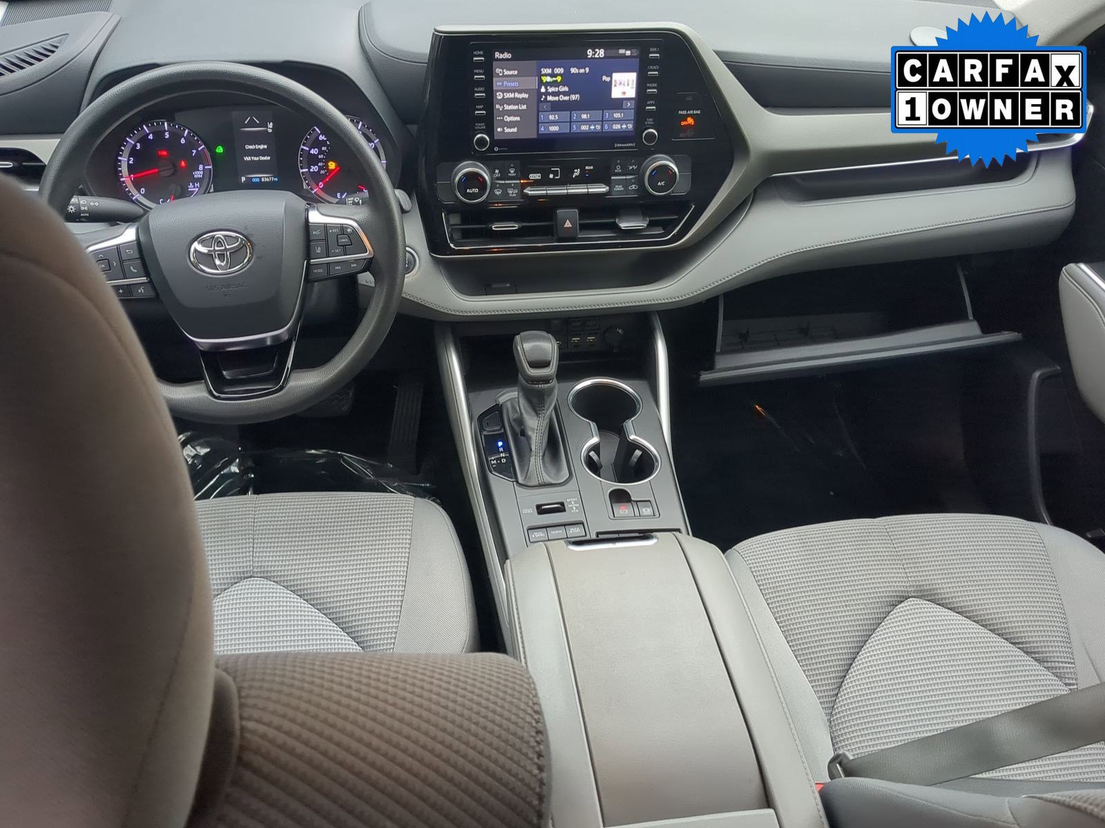 Used 2021 Toyota Highlander L image 22