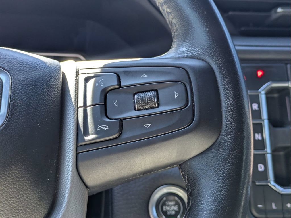 Used 2021 GMC Yukon Denali w/ Denali Ultimate Package AWD/4WD image 25