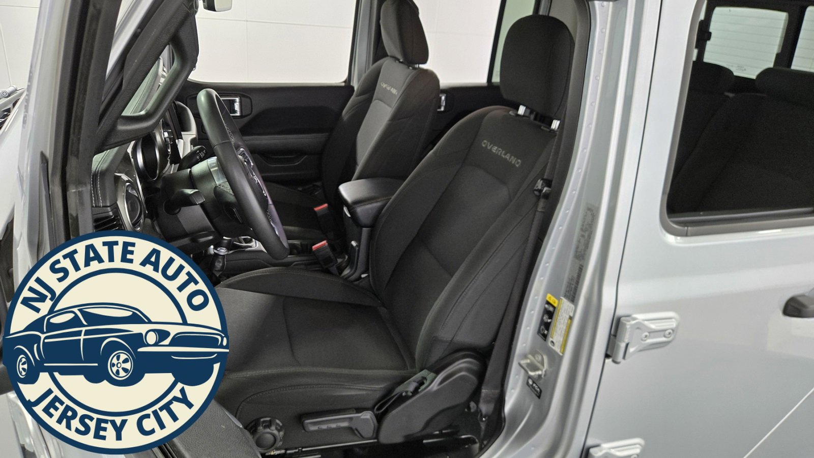 Used 2023 Jeep Gladiator Overland image 21