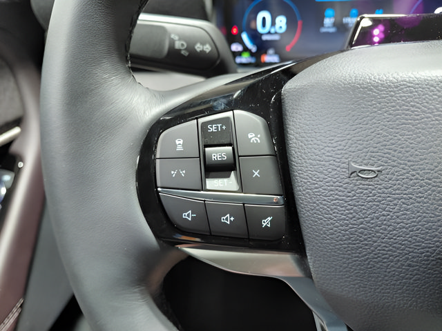 Used 2026 Ford Explorer Platinum AWD/4WD image 40