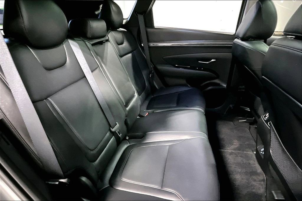 Used 2024 Hyundai Tucson Limited image 36