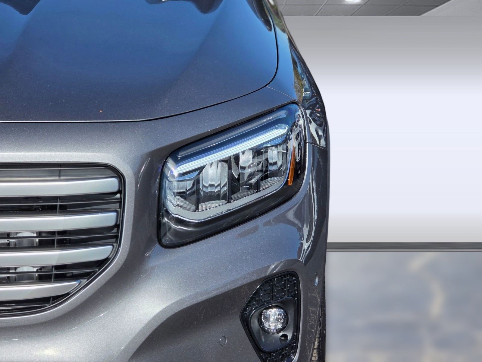 New 2026 Mercedes-Benz GLB 250 4MATIC image 9