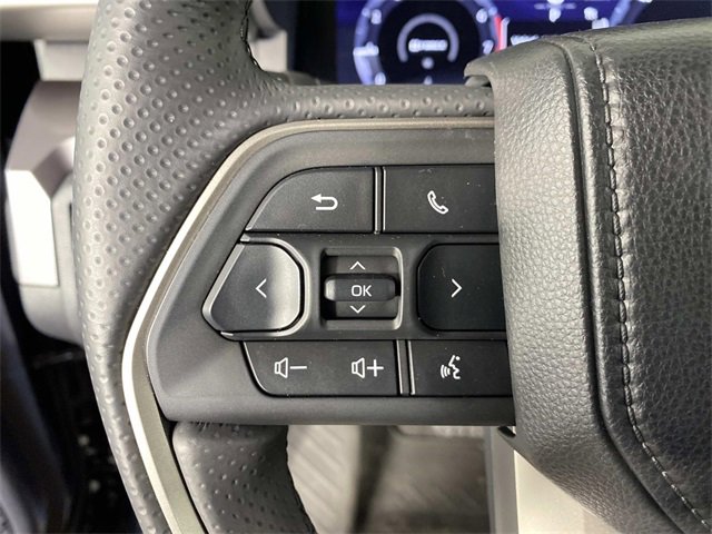 Used 2025 Toyota 4Runner TRD Off-Road image 18