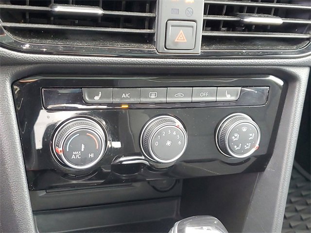 Certified 2023 Volkswagen Taos SE image 21