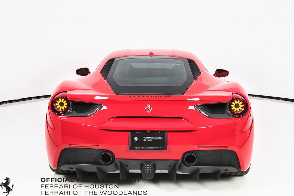 Used 2016 Ferrari 488 GTB image 10