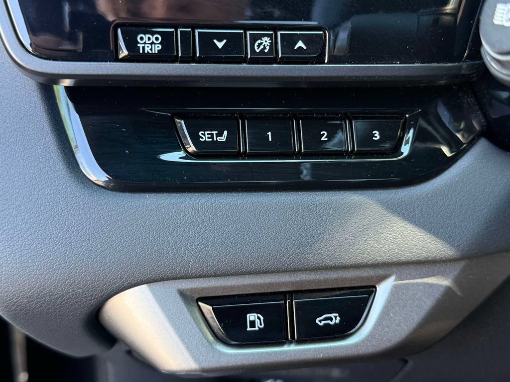 Used 2024 Lexus RX 350 w/ Convenience Package AWD/4WD image 28