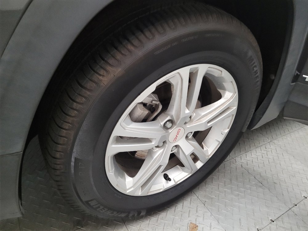 Used 2018 GMC Terrain SLE FWD image 31