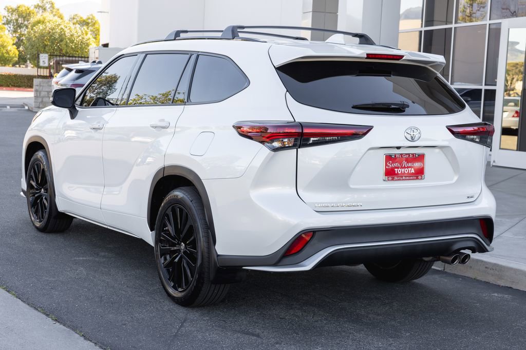 Certified 2024 Toyota Highlander XSE image 7