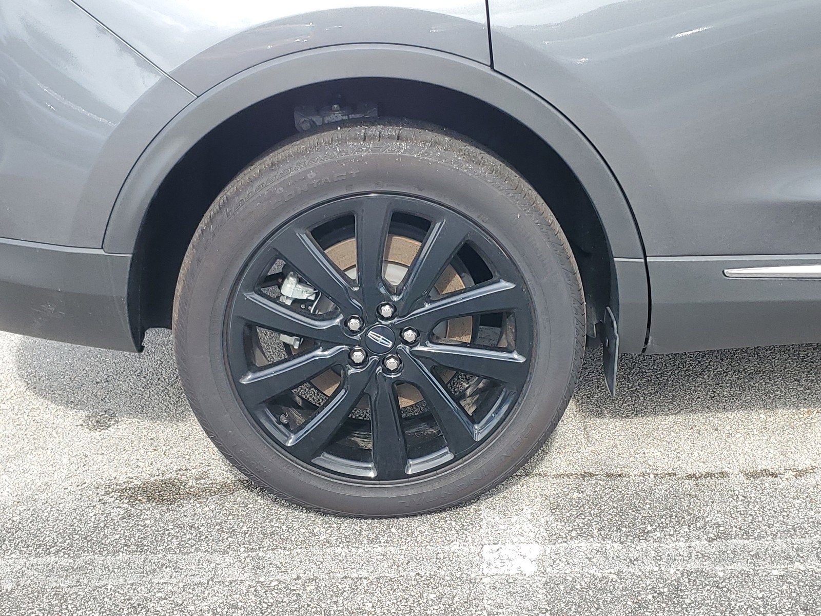 Used 2023 Lincoln Nautilus Reserve w/ Monochromatic Package image 7