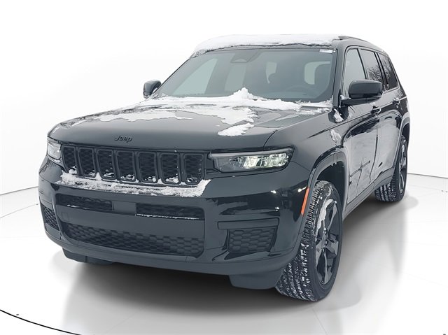 New 2025 Jeep Grand Cherokee L Altitude image 2