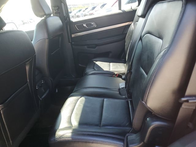 Used 2018 Ford Explorer XLT w/ Equipment Group 202A image 27