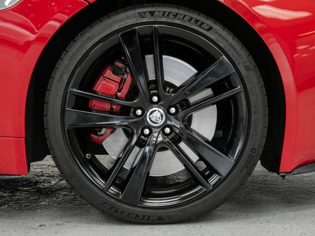 Used 2014 Jaguar F-TYPE S RWD image 11