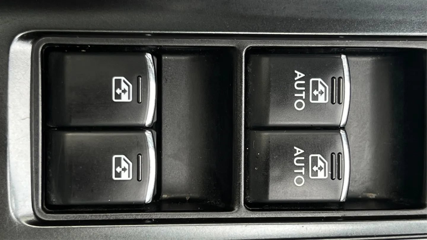 Used 2018 Subaru WRX AWD/4WD image 33