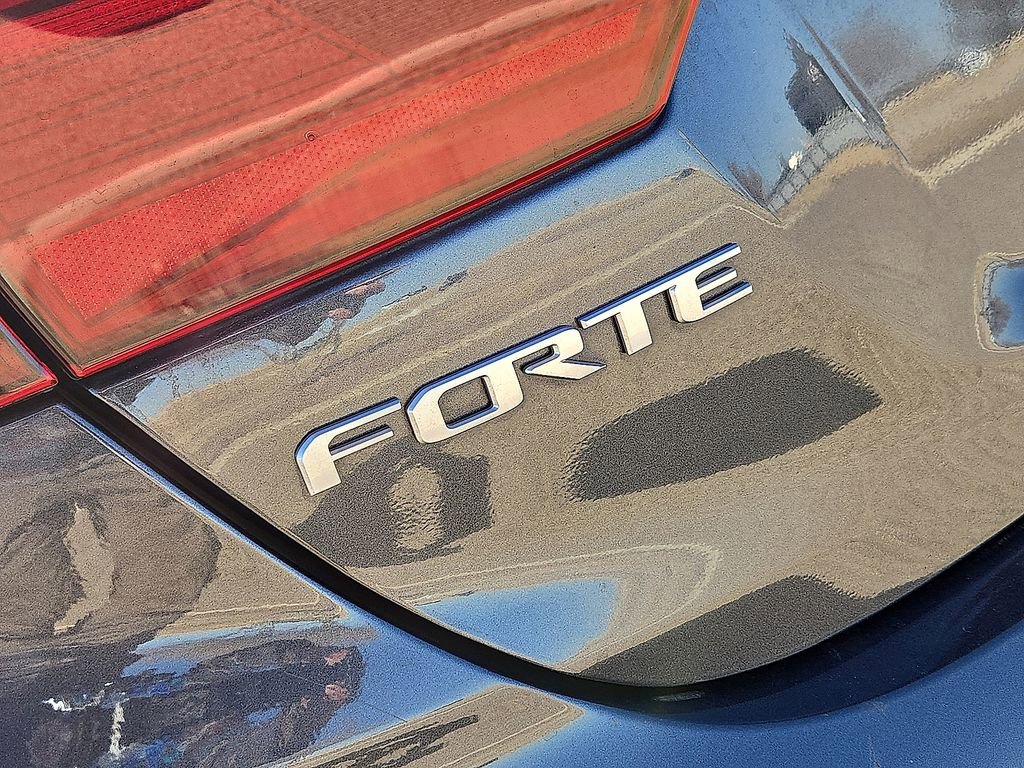 Used 2024 Kia Forte LXS image 12