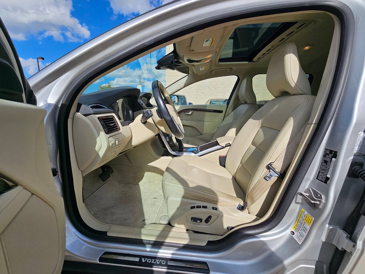 Used 2015 Volvo XC70 T5 Premier FWD image 11