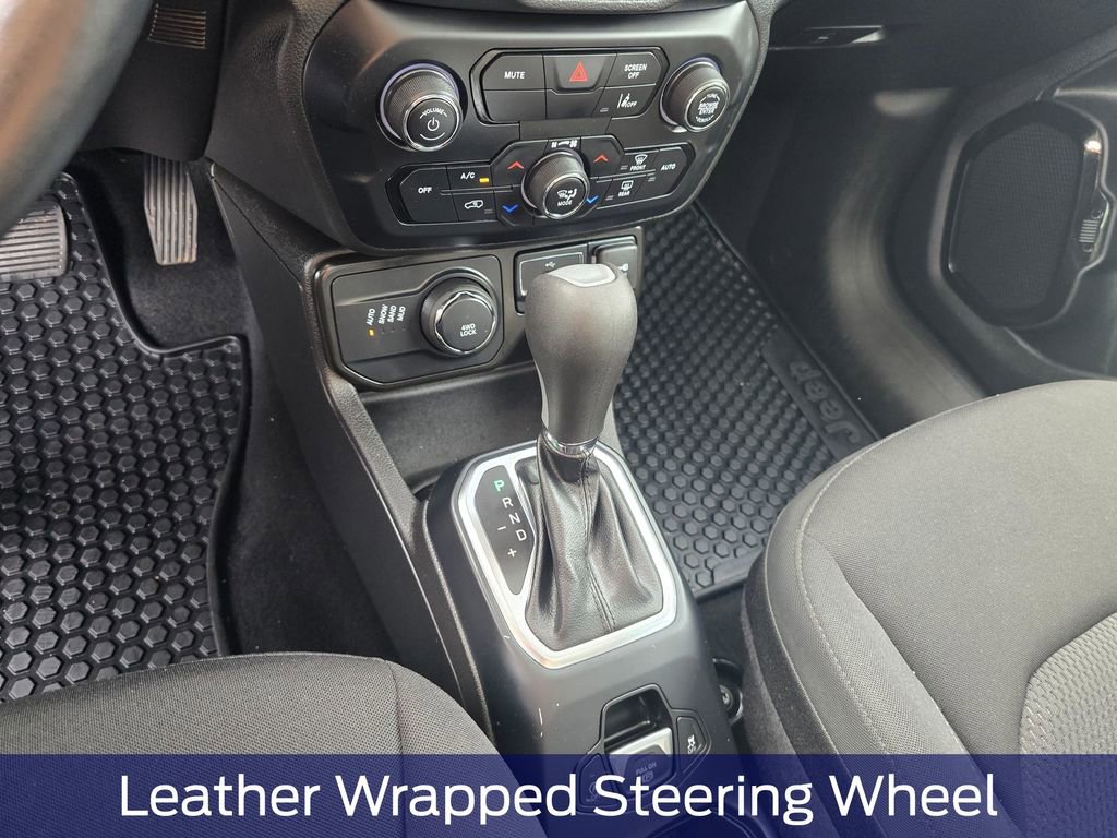 Used 2023 Jeep Renegade Altitude w/ Sun/Sound Group AWD/4WD image 27