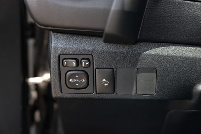 Used 2017 Toyota Corolla iM FWD image 48