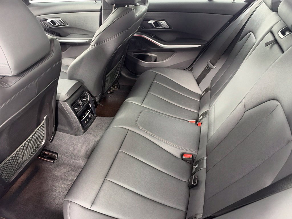 Used 2020 BMW 330i xDrive Sedan w/ Convenience Package AWD/4WD image 16
