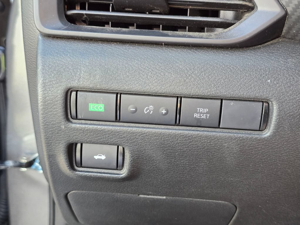 Used 2025 Nissan Sentra S FWD image 15