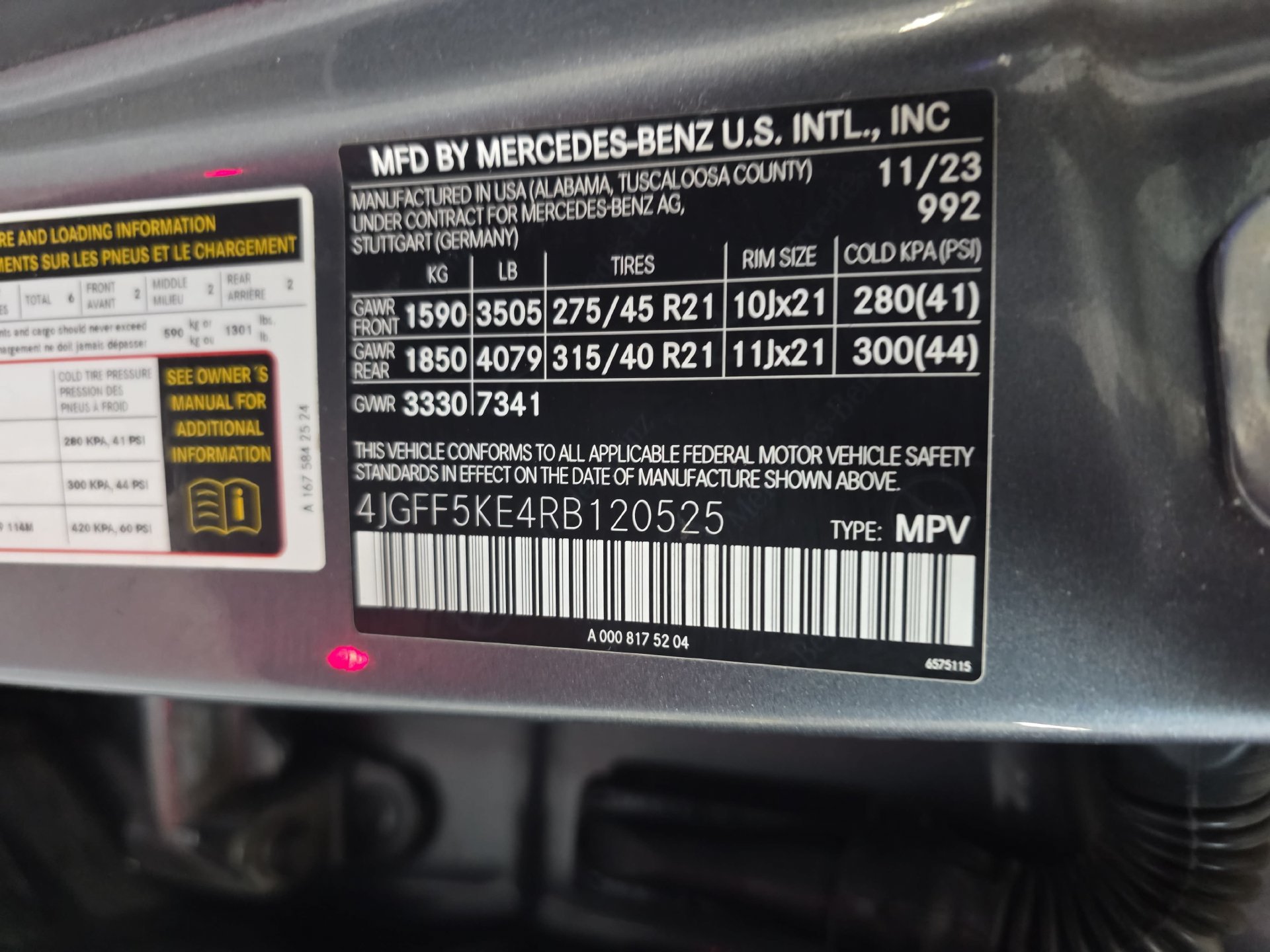 Used 2024 Mercedes-Benz GLS 450 4MATIC image 34