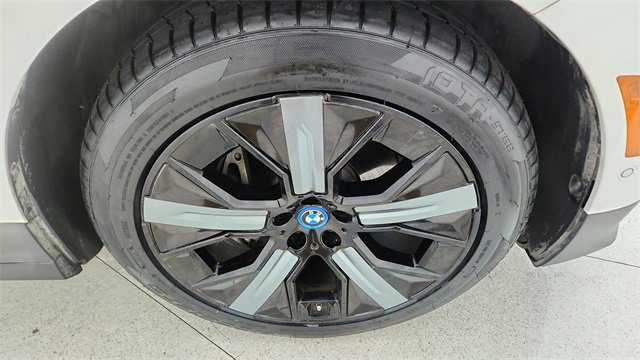 Used 2022 BMW iX xDrive50 w/ Premium Package image 56