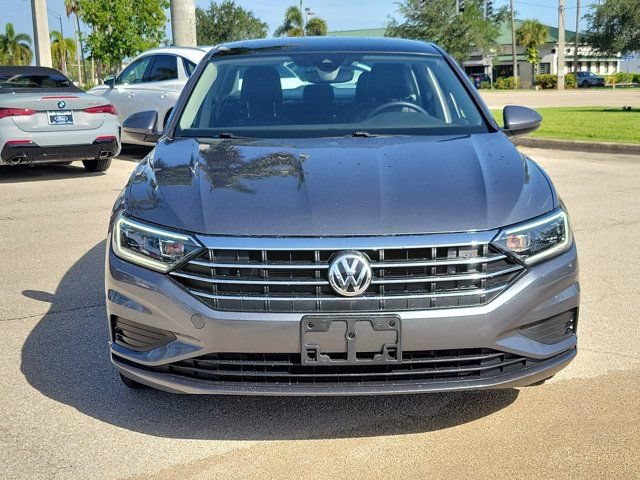 Used 2020 Volkswagen Jetta SEL FWD image 2