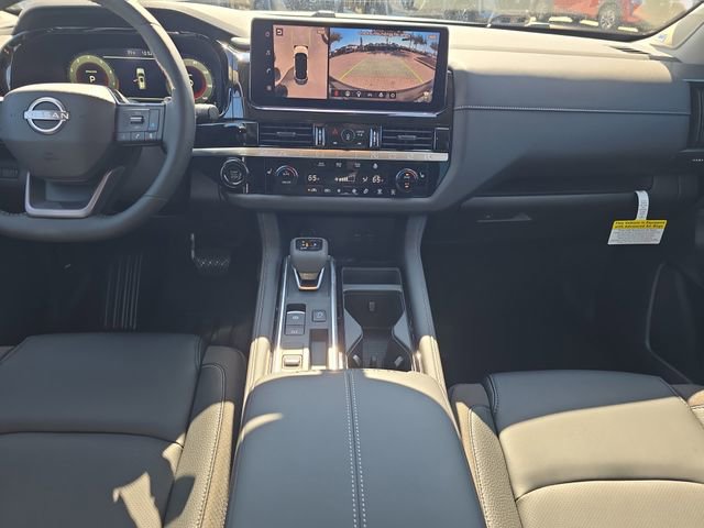 New 2026 Nissan Pathfinder SL w/ SL Premium Package image 15