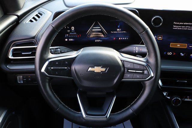 Used 2025 Chevrolet Traverse LT image 23