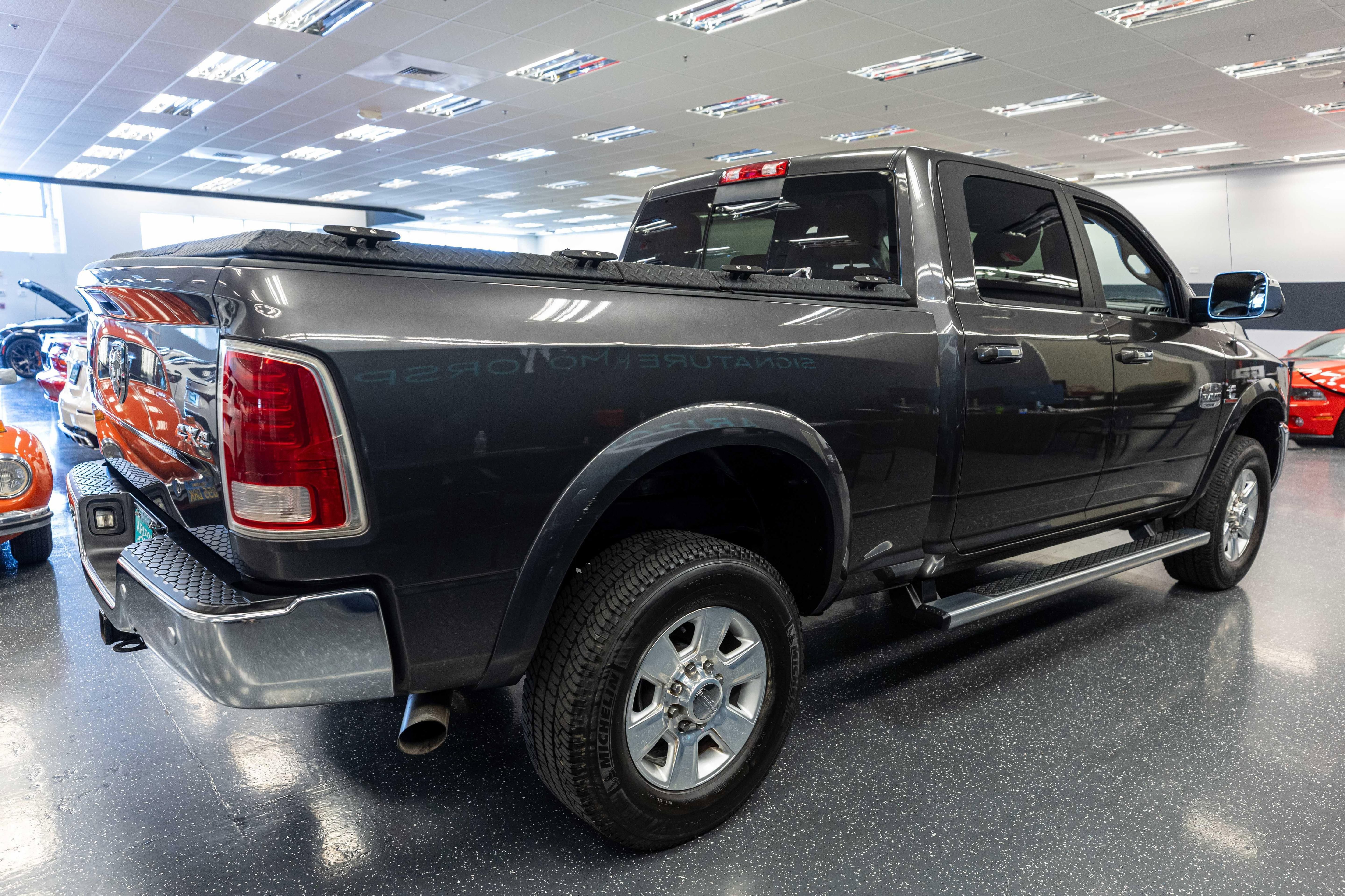 Used 2016 RAM 2500 Longhorn w/ Convenience Group AWD/4WD image 5