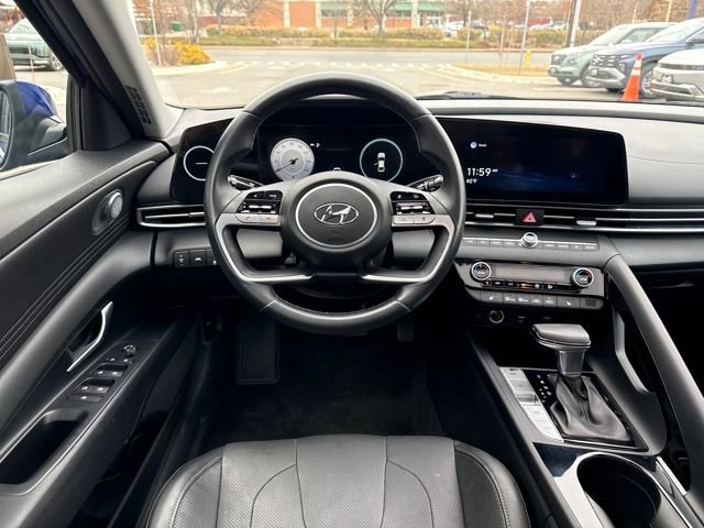 Certified 2021 Hyundai Elantra Limited w/ Cargo Package image 13