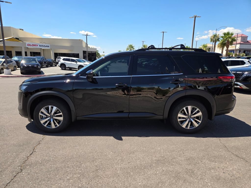 New 2026 Nissan Pathfinder SL FWD image 8